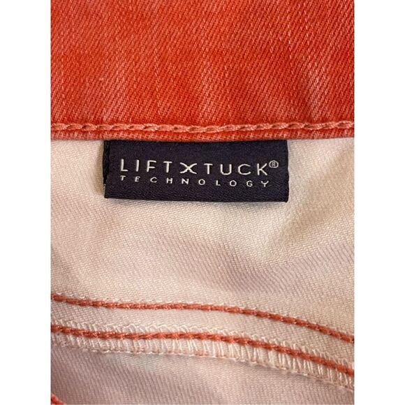 NYDJ women’s red capri floral jeans size 16 - Picture 7 of 7